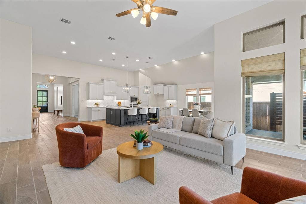 908 Quail Hollow Avenue, Denton, TX 76210 908 Quail Hollow Avenue, Denton, TX 76210
