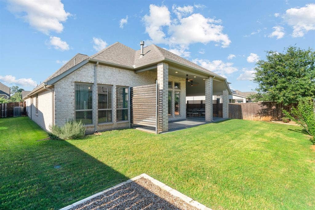 908 Quail Hollow Avenue, Denton, TX 76210 908 Quail Hollow Avenue, Denton, TX 76210