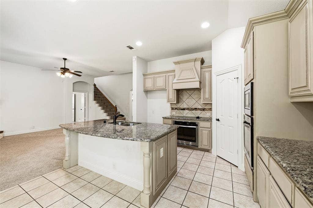 Opes to living area