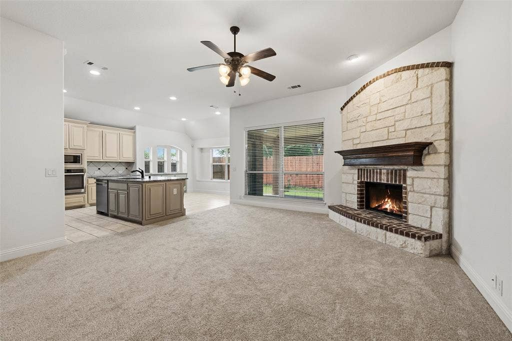 513 Harvest Trail, Midlothian, TX 76065
