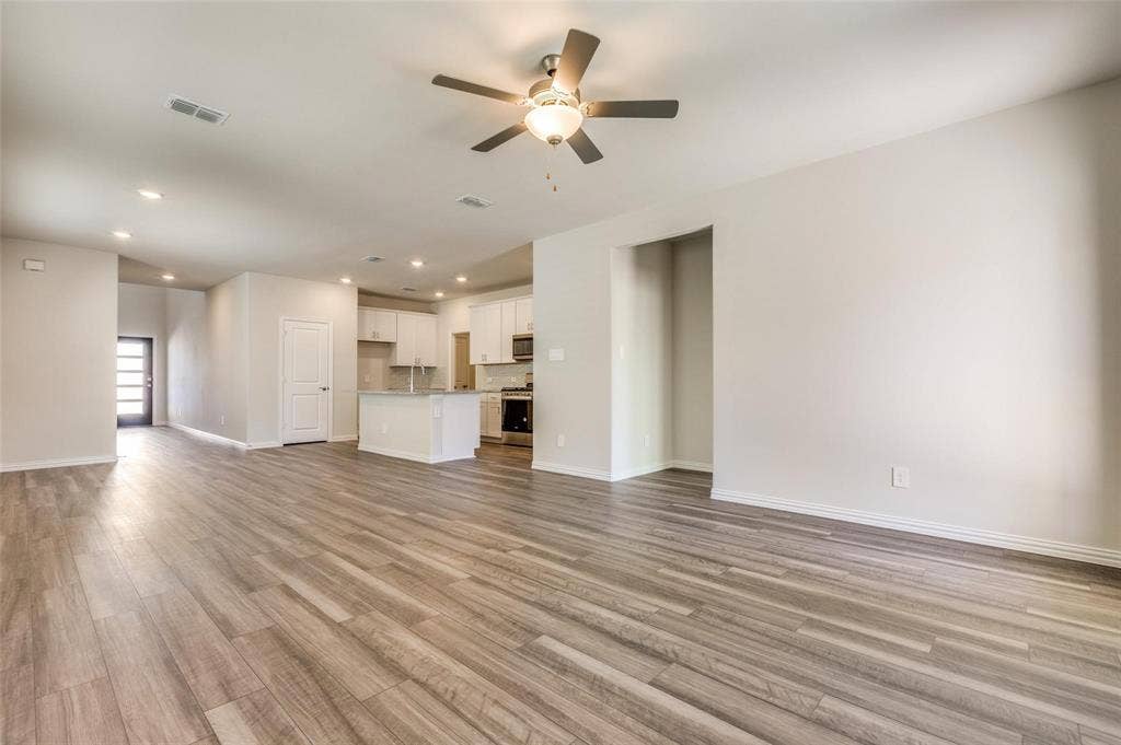 105 Caliber Court, Princeton, TX 75071 105 Caliber Court, Princeton, TX 75071