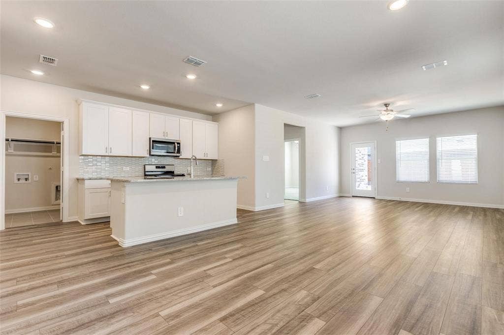 105 Caliber Court, Princeton, TX 75071 105 Caliber Court, Princeton, TX 75071