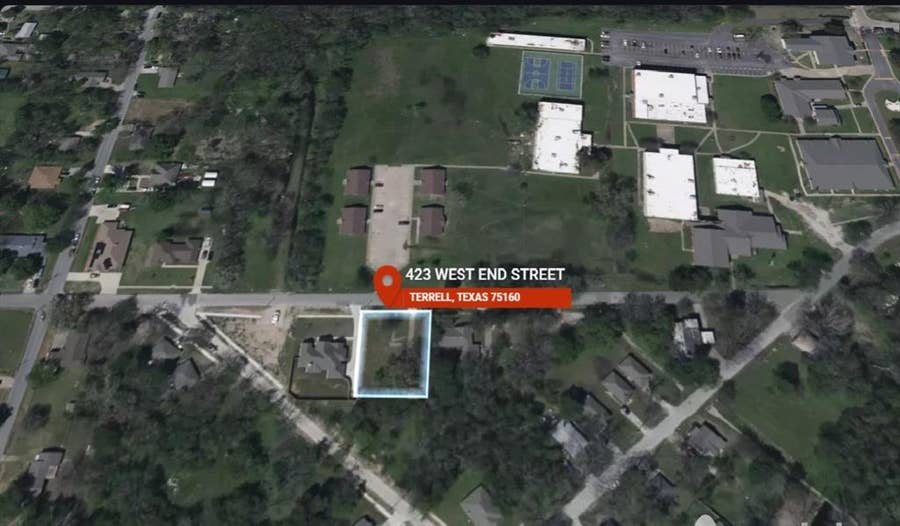 Property photo for 423 W End Street, Terrell, TX