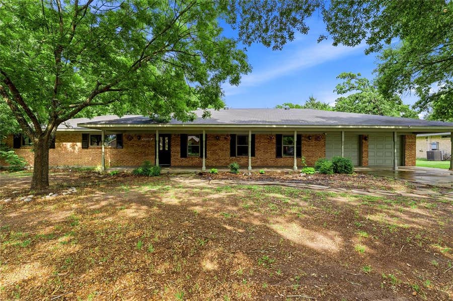 Property photo for 17535 Country Club Drive, Kemp, TX