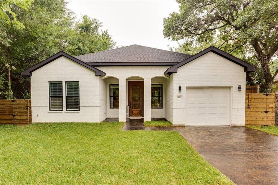 Property photo for 10017 Tokowa Drive, Dallas, TX