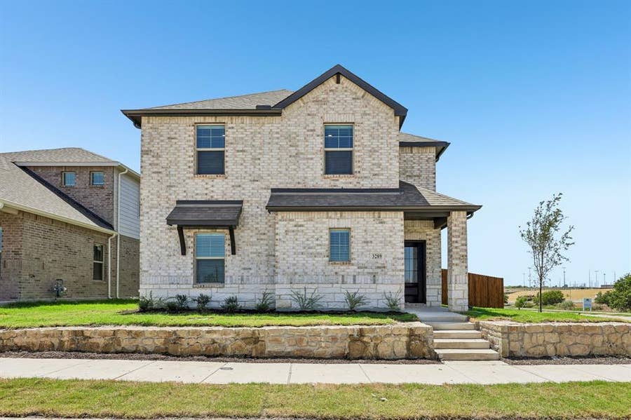 Property photo for 3289 Mint Springs Street, Fort Worth, TX