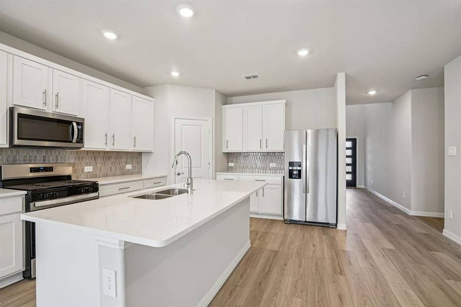 Property photo for 3217 Scorpion Lane, Fort Worth, TX