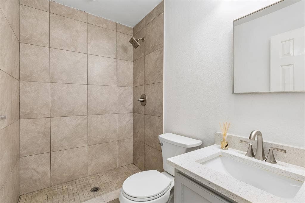 13166 Michelle Drive, Frisco, TX 75035 Bathroom fully updated in 2022.
