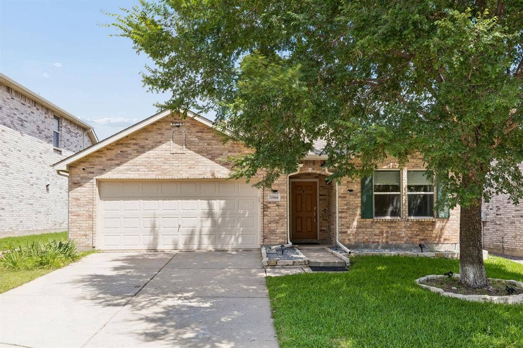 13166 Michelle Drive, Frisco, TX 75035 Welcome home!