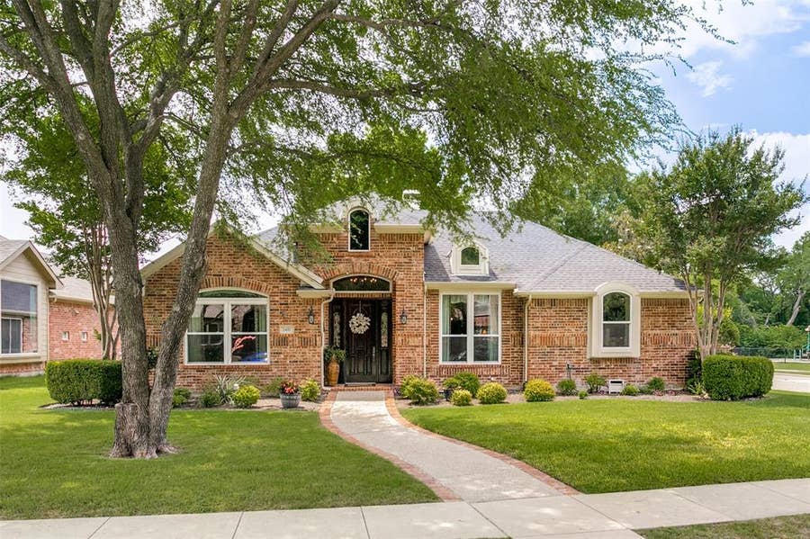 Property photo for 2432 Mesa Oak Trail, Plano, TX