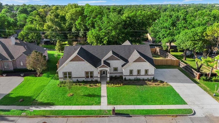 Property photo for 603 Bardfield Avenue, Garland, TX