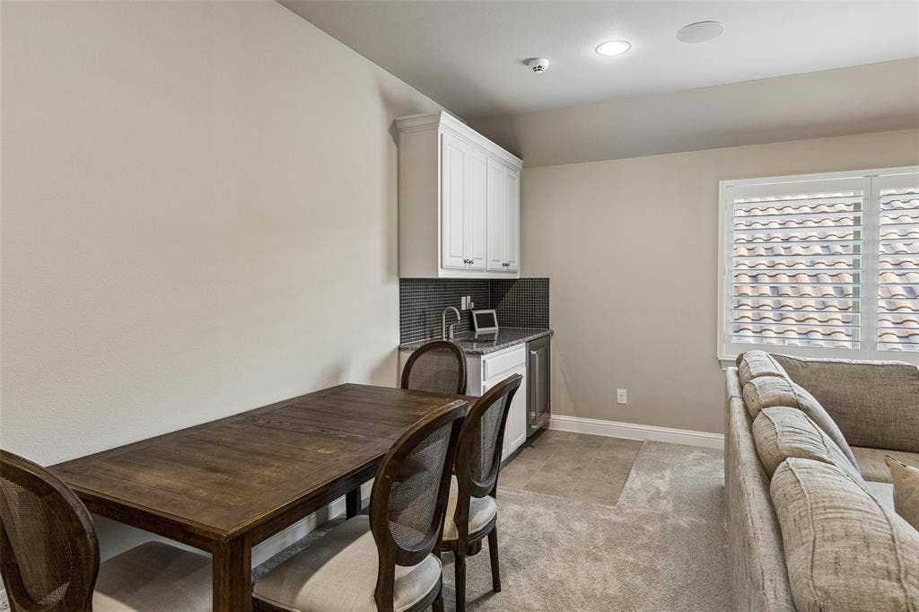 6611 Compton Court, Frisco, TX 75034 6611 Compton Court, Frisco, TX 75034