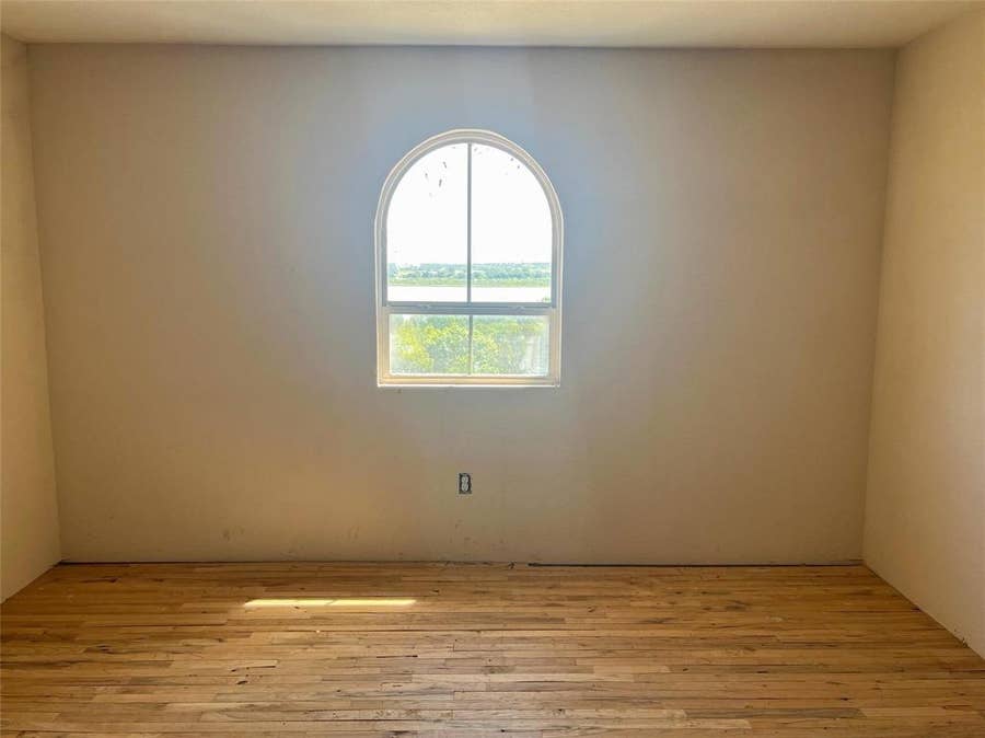 Property photo for 3605 Blueberry Trail, Granbury, TX