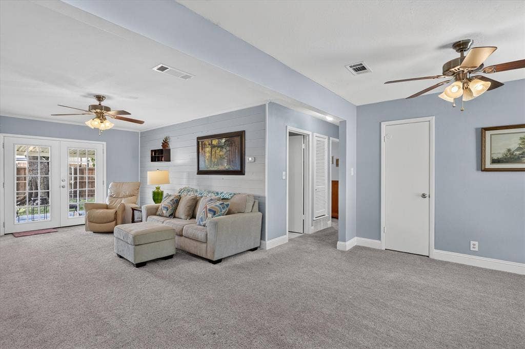 6200 Lalagray Lane, Watauga, TX 76148 6200 Lalagray Lane, Watauga, TX 76148