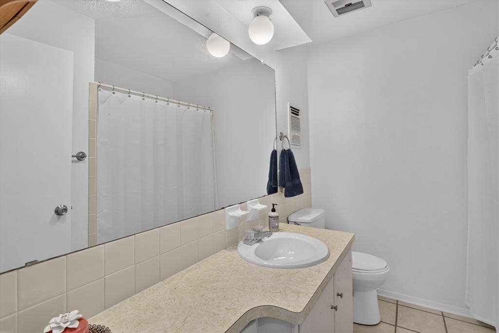 6200 Lalagray Lane, Watauga, TX 76148 6200 Lalagray Lane, Watauga, TX 76148