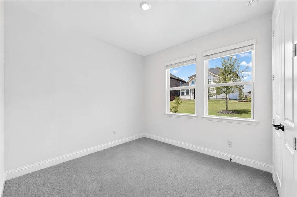 1113 Beebalm Mews ~ Ready Now!