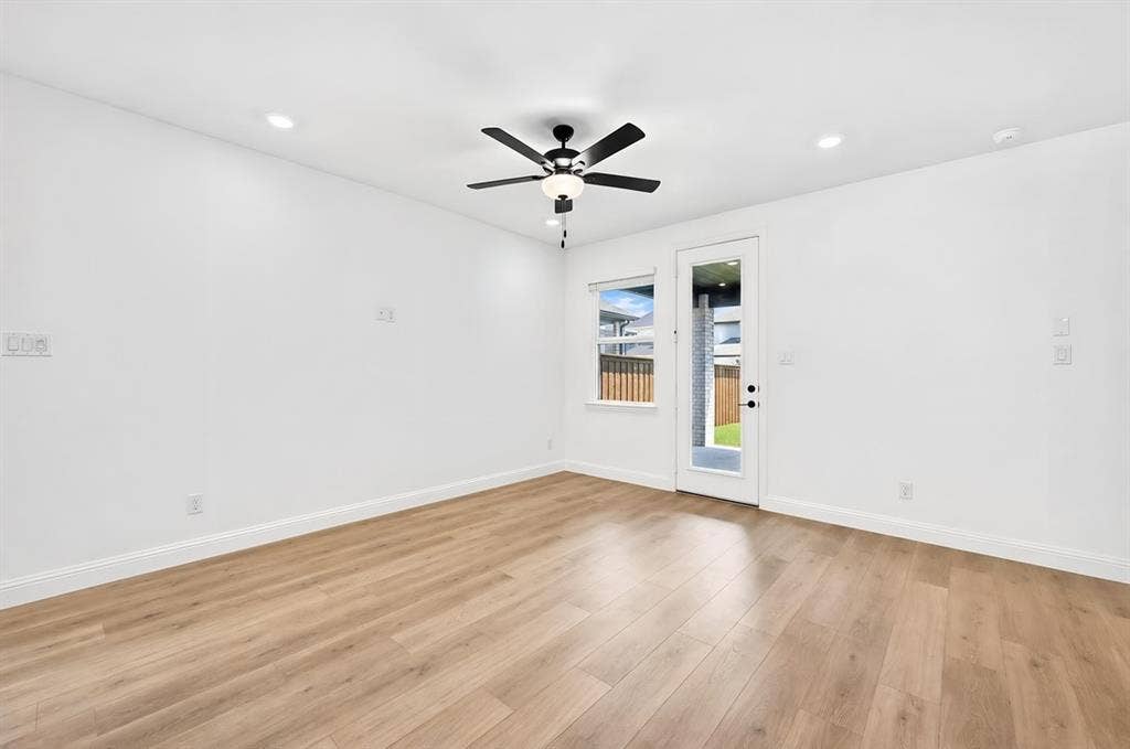 1113 Beebalm Mews ~ Ready Now!