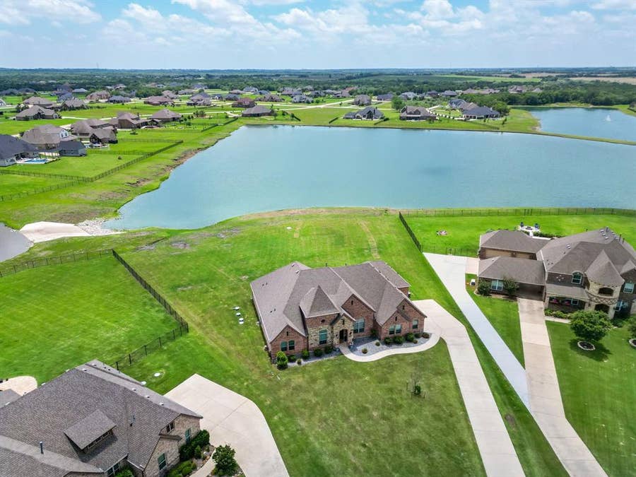 Property photo for 2255 Lake Estates Drive, Rockwall, TX