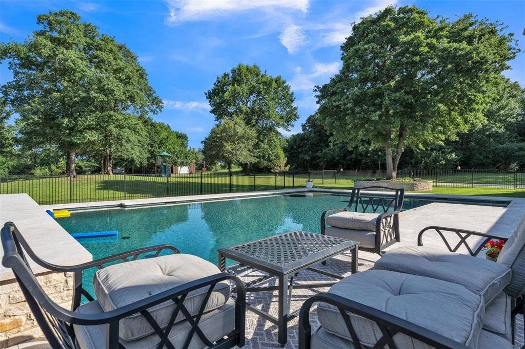 7466 Bent Trail, Mansfield, TX 76063 7466 Bent Trail, Mansfield, TX 76063