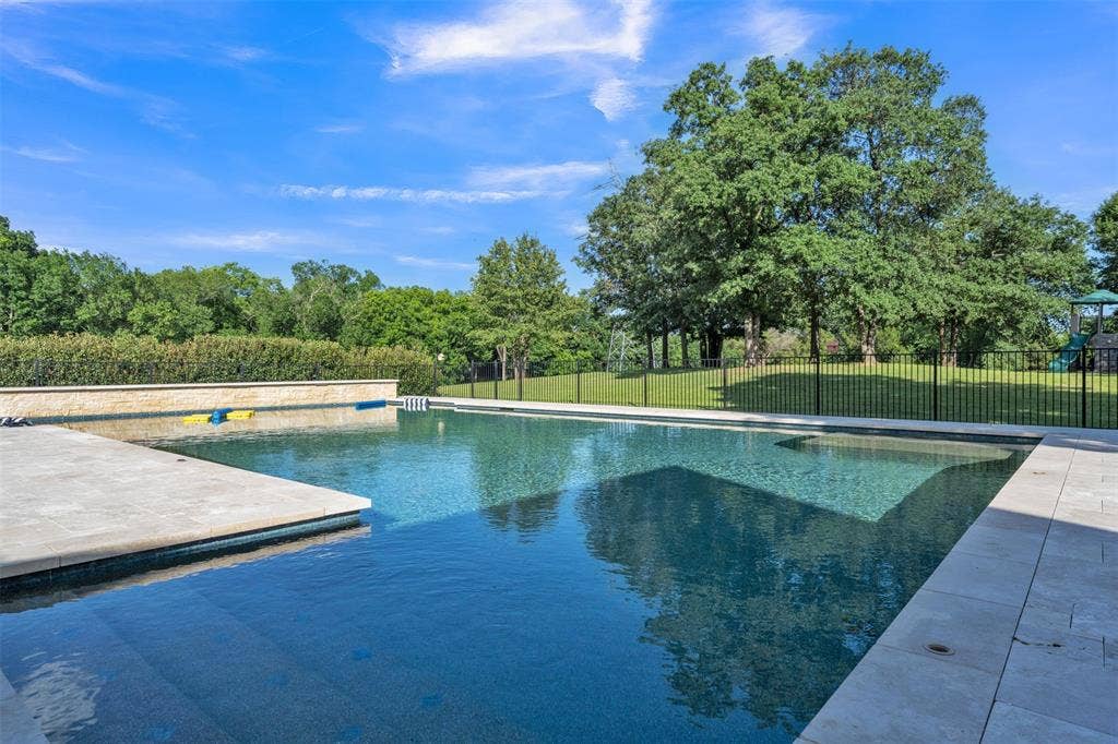 7466 Bent Trail, Mansfield, TX 76063 7466 Bent Trail, Mansfield, TX 76063