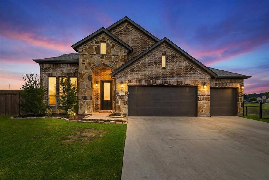 Property photo for 1215 The Trails Drive, Blue Ridge, TX