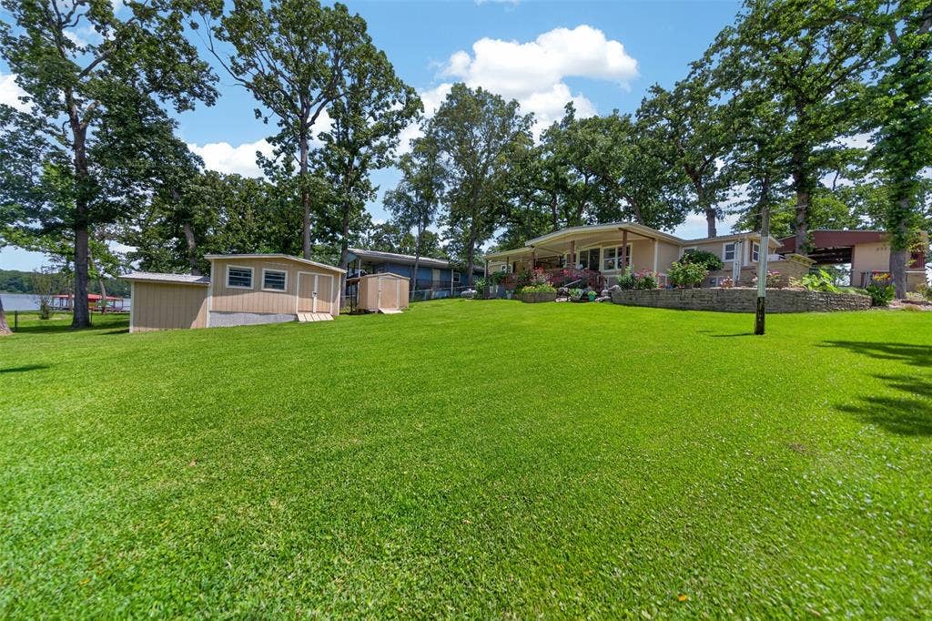 7320 Panorama Drive E, Frankston, TX 75763