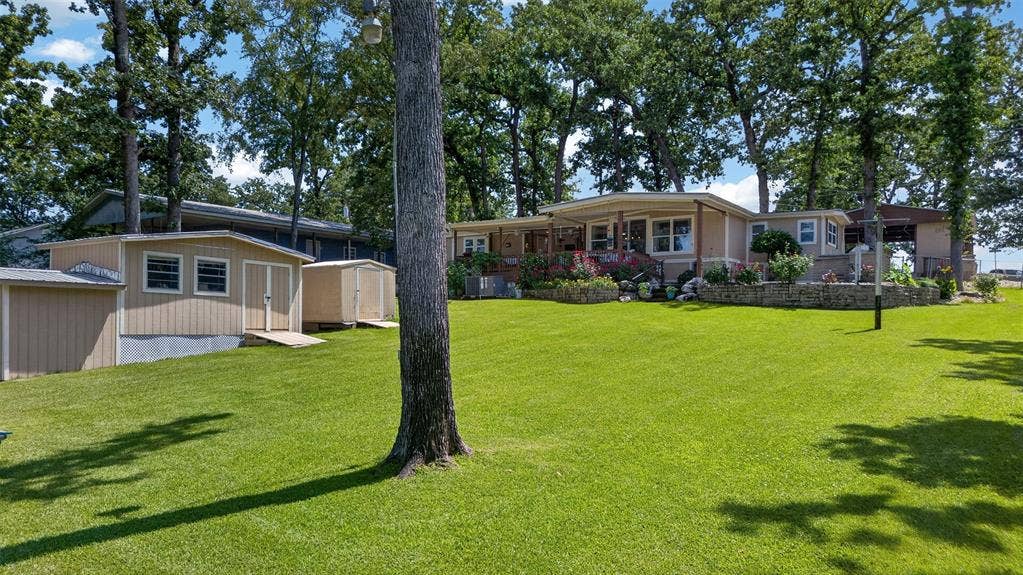 7320 Panorama Drive E, Frankston, TX 75763