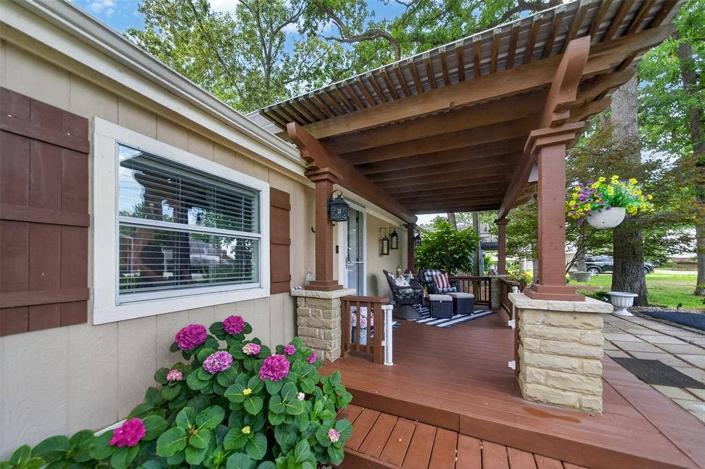 7320 Panorama Drive E, Frankston, TX 75763