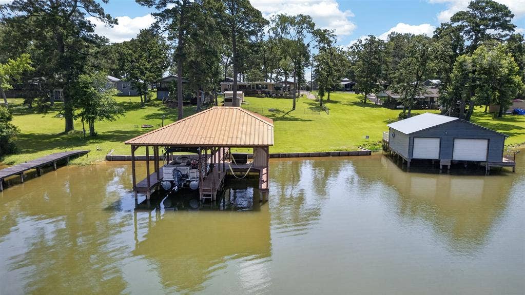 7320 Panorama Drive E, Frankston, TX 75763