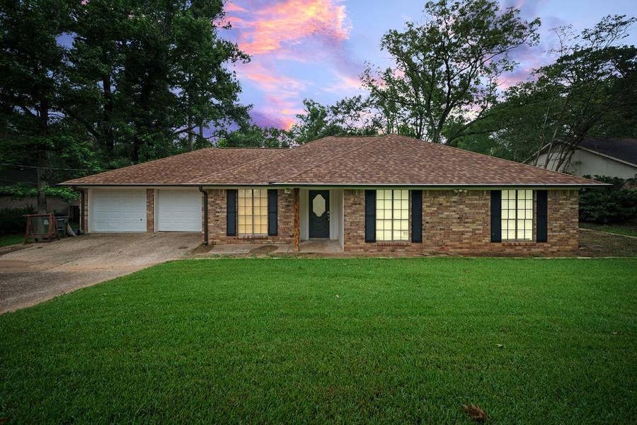 Property photo for 15060 Willowwood Drive, Tyler, TX