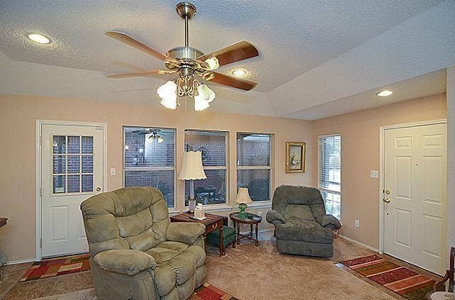 3112 Fairfield Drive, Grand Prairie, TX 75052 3112 Fairfield Drive, Grand Prairie, TX 75052