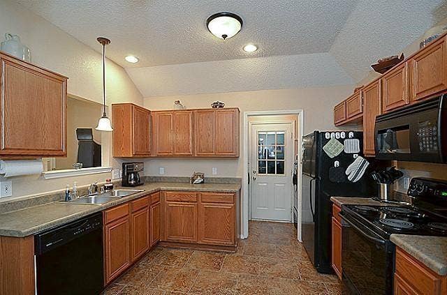3112 Fairfield Drive, Grand Prairie, TX 75052 3112 Fairfield Drive, Grand Prairie, TX 75052