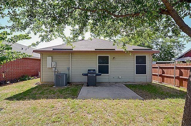 3112 Fairfield Drive, Grand Prairie, TX 75052 3112 Fairfield Drive, Grand Prairie, TX 75052