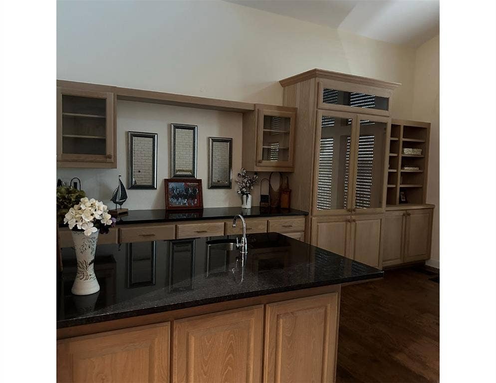 Wet Bar in Downstairs Living Room