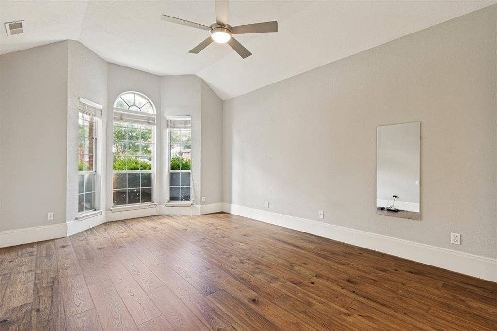 3912 Sunflower Lane, Plano, TX 75025 3912 Sunflower Lane, Plano, TX 75025
