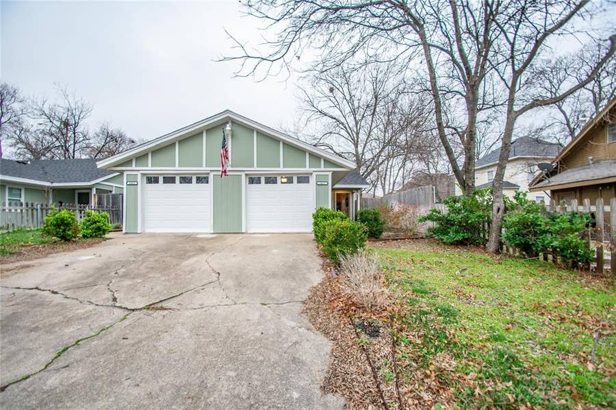Property photo for 1817 Lipscomb Street, Fort Worth, TX
