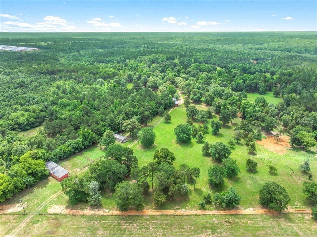 21022 US Highway 271 Highway, Gladewater, TX 75647 21022 US Highway 271 Highway, Gladewater, TX 75647