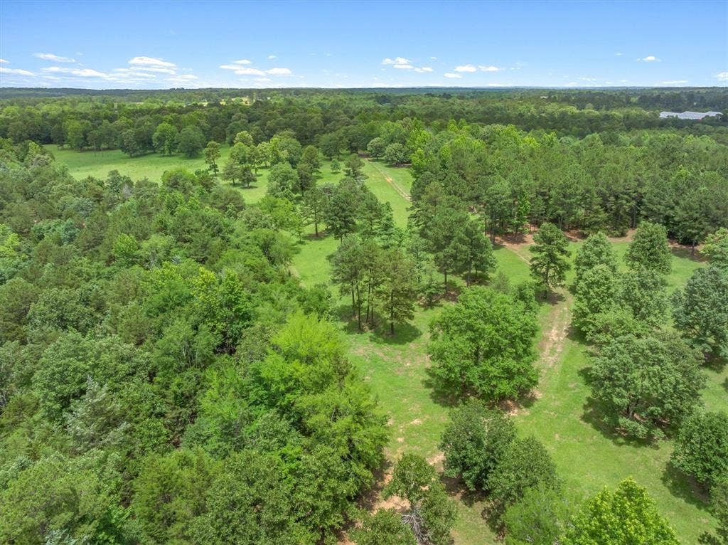 21022 US Highway 271 Highway, Gladewater, TX 75647 21022 US Highway 271 Highway, Gladewater, TX 75647