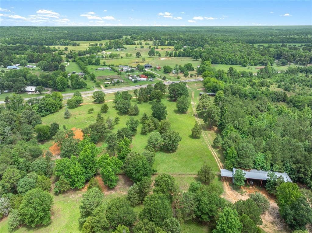 21022 US Highway 271 Highway, Gladewater, TX 75647 21022 US Highway 271 Highway, Gladewater, TX 75647
