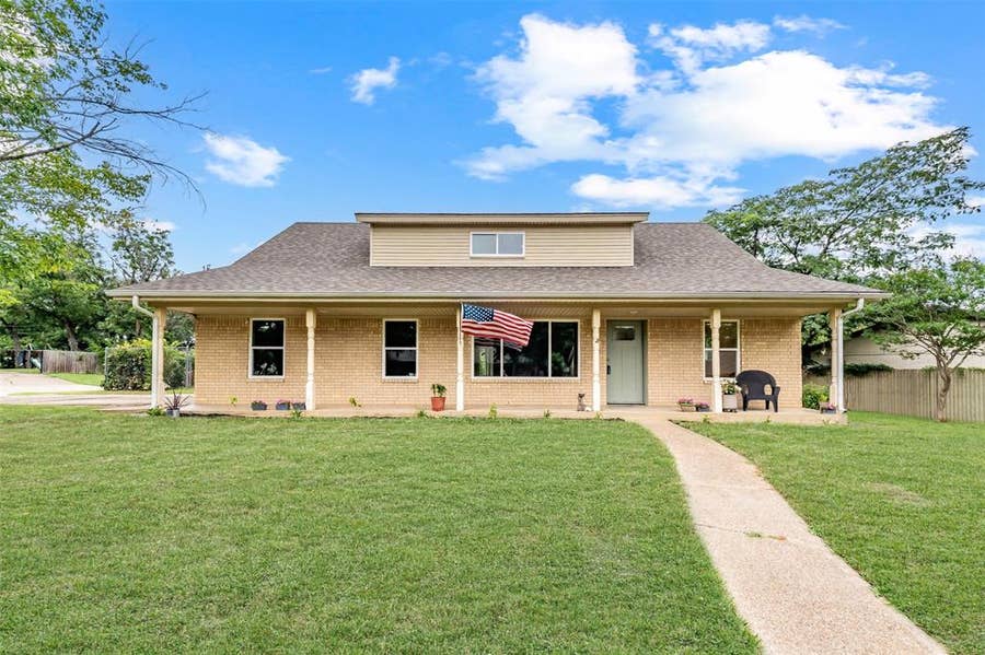 Property photo for 805 Stratford Drive, Bedford, TX