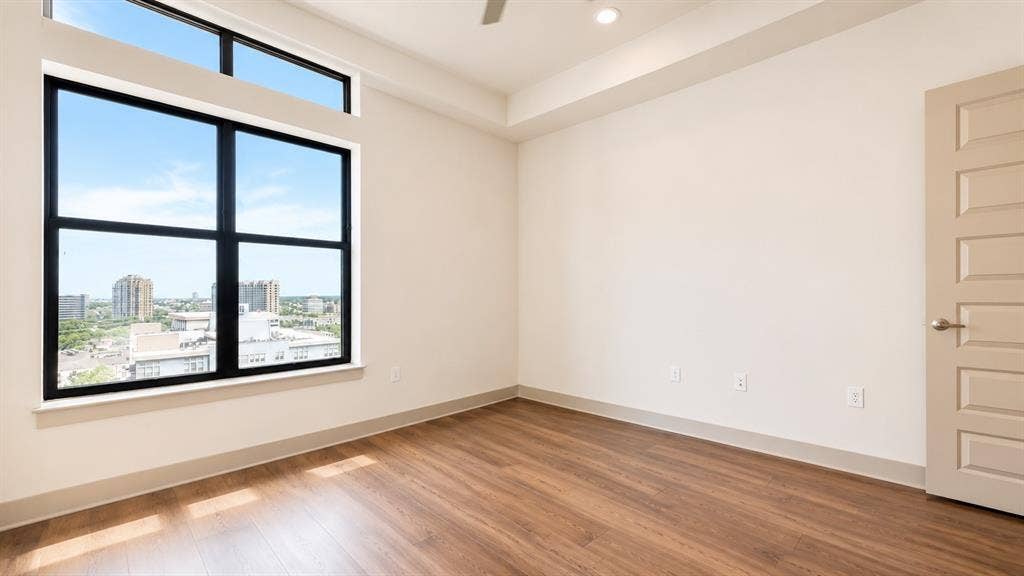 3330 Oak Grove Avenue, #1307, Dallas, TX 75204 Expansive window framing cityscape