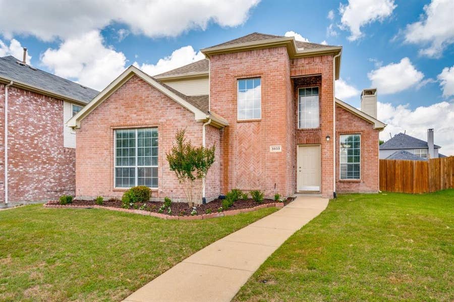 Property photo for 3933 Windford Drive, Plano, TX
