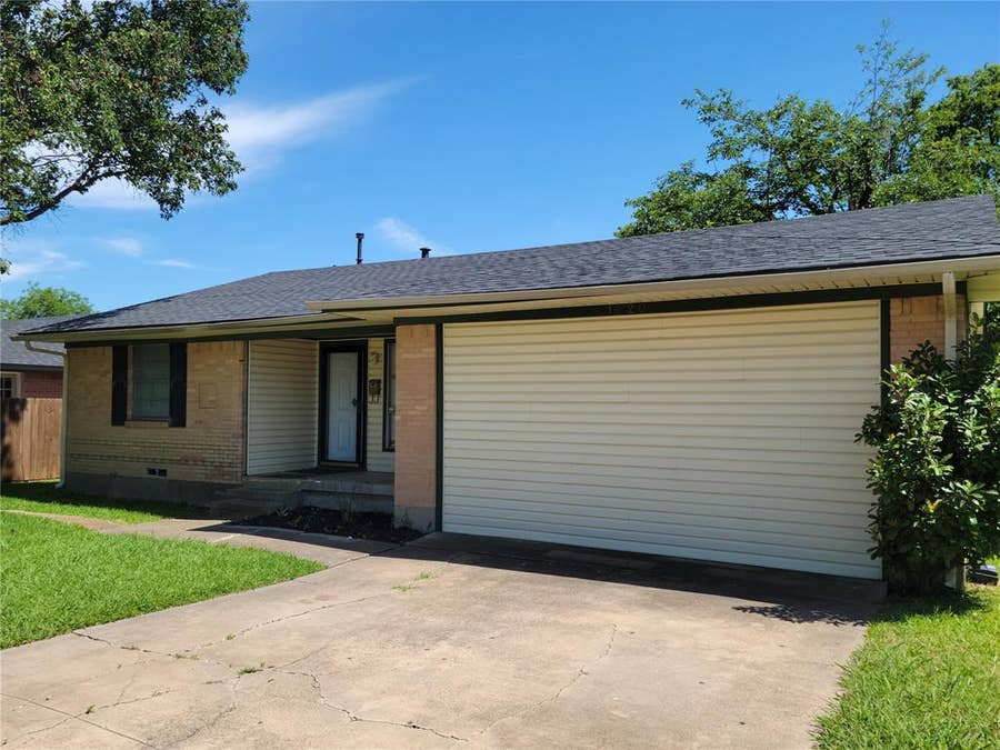 Property photo for 1220 Lewis Drive, Garland, TX