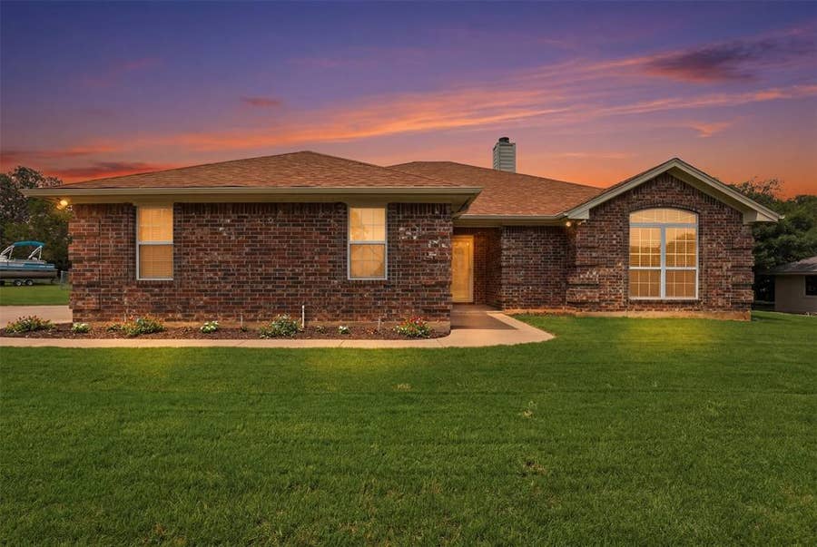 Property photo for 3910 View Point Drive, Granbury, TX