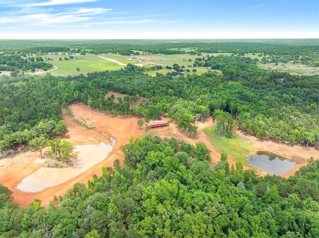 16092 County Road 440, Lindale, TX 75771 16092 County Road 440, Lindale, TX 75771
