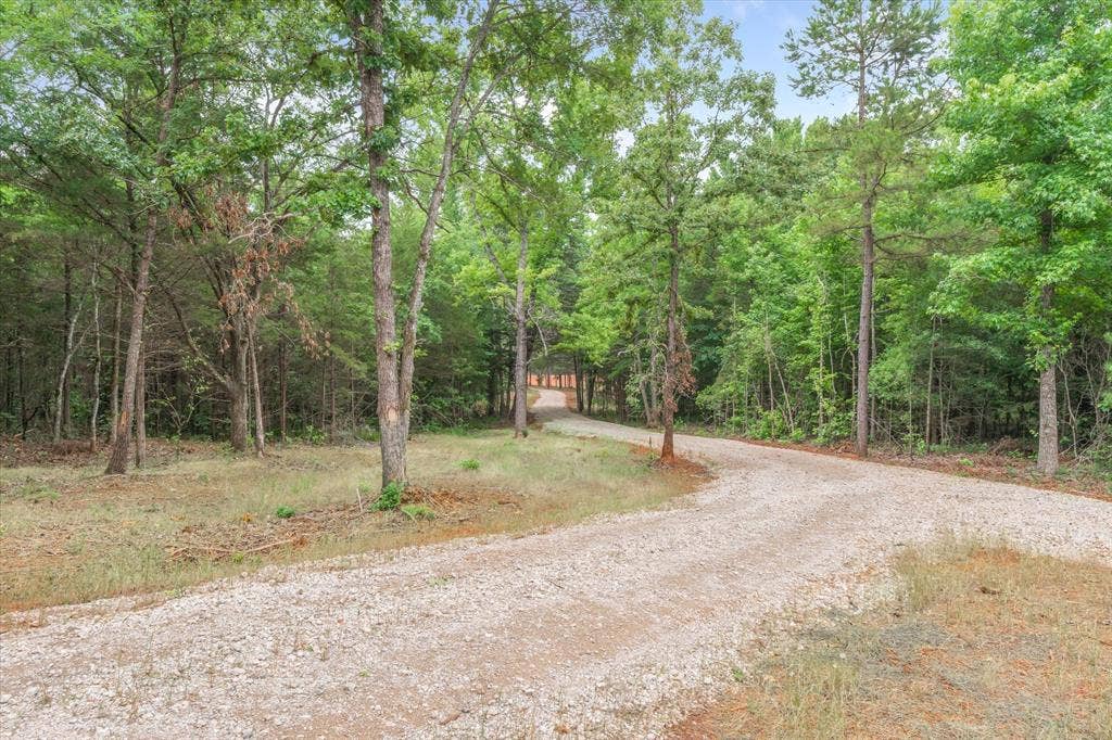 16092 County Road 440, Lindale, TX 75771 16092 County Road 440, Lindale, TX 75771