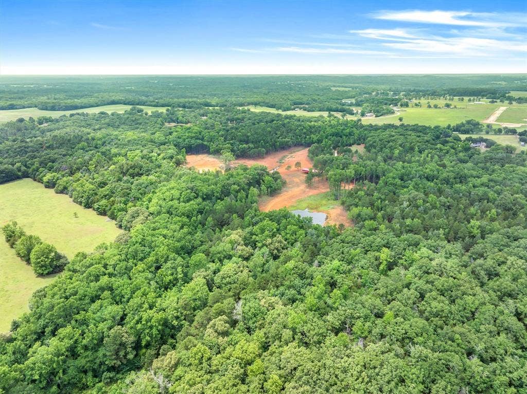 16092 County Road 440, Lindale, TX 75771 16092 County Road 440, Lindale, TX 75771