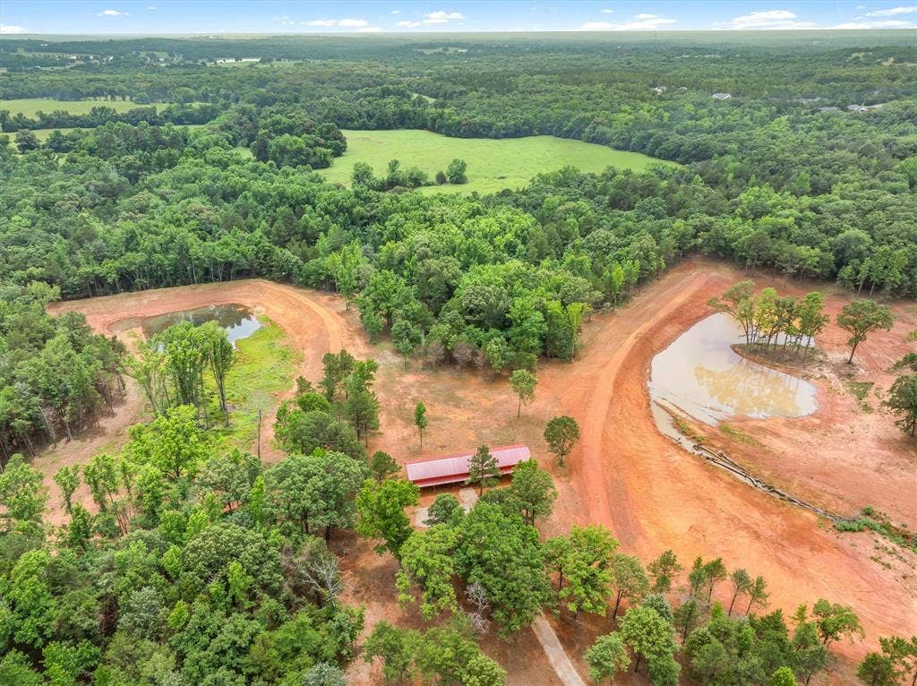 16092 County Road 440, Lindale, TX 75771 16092 County Road 440, Lindale, TX 75771