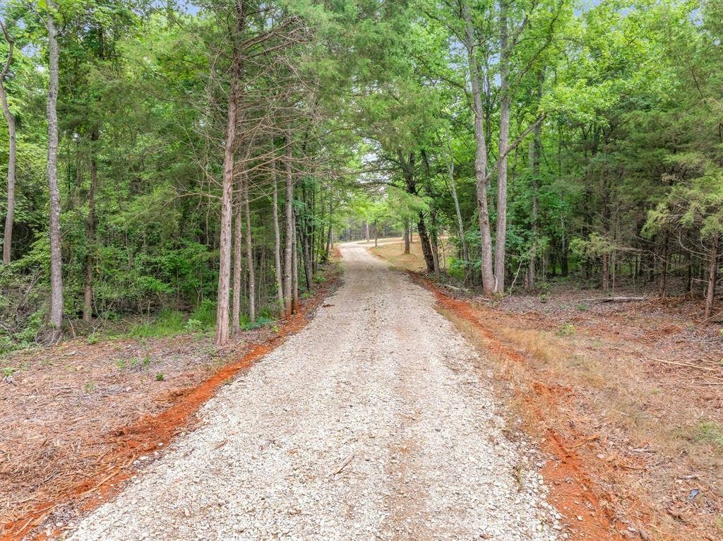 16092 County Road 440, Lindale, TX 75771 16092 County Road 440, Lindale, TX 75771