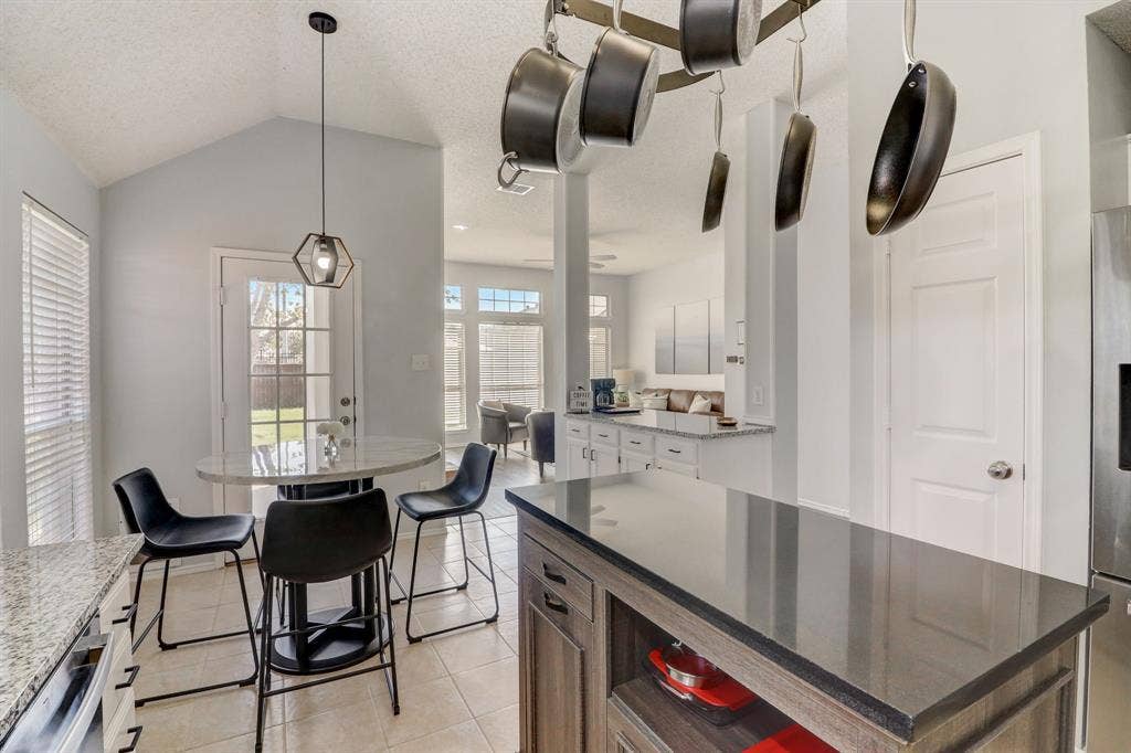 6302 Mount Vernon Drive, Frisco, TX 75035 6302 Mount Vernon Drive, Frisco, TX 75035